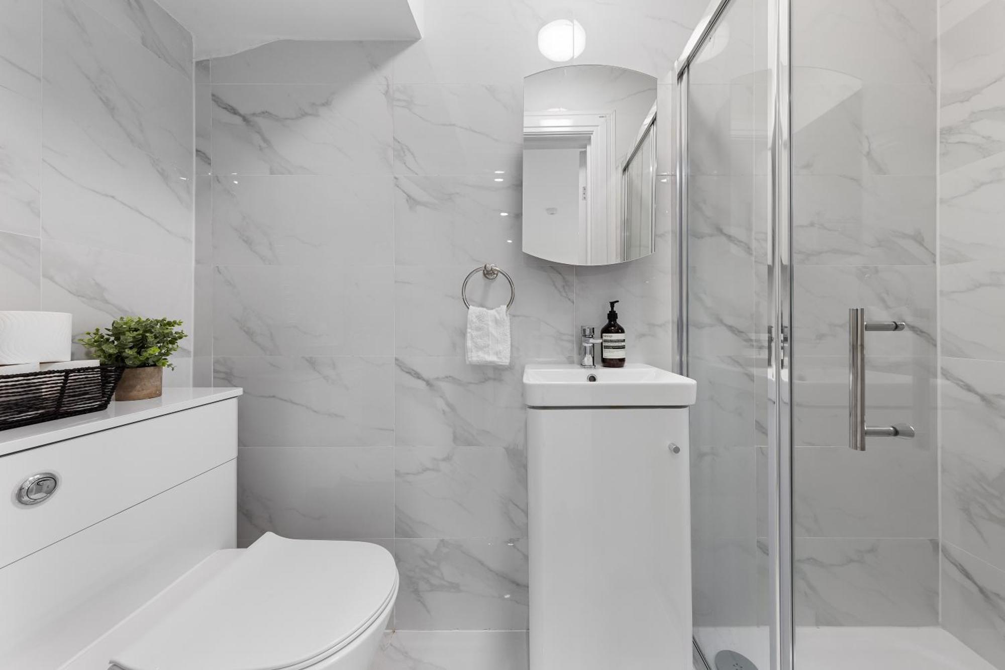 3 Bedroom House Close To Dartford Station Экстерьер фото